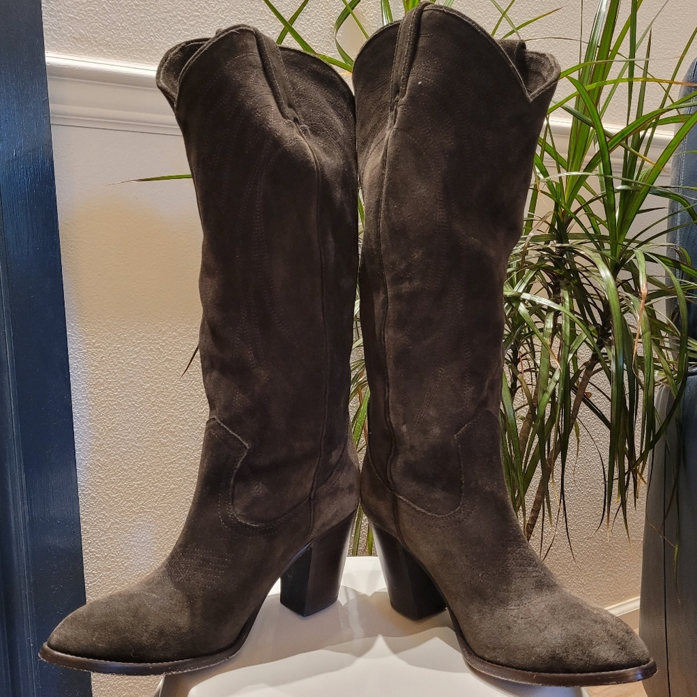 Frye Boots Size 9